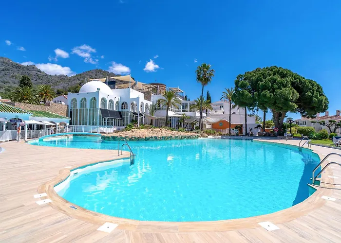 Luxury With 3 Bedrooms Appartement
